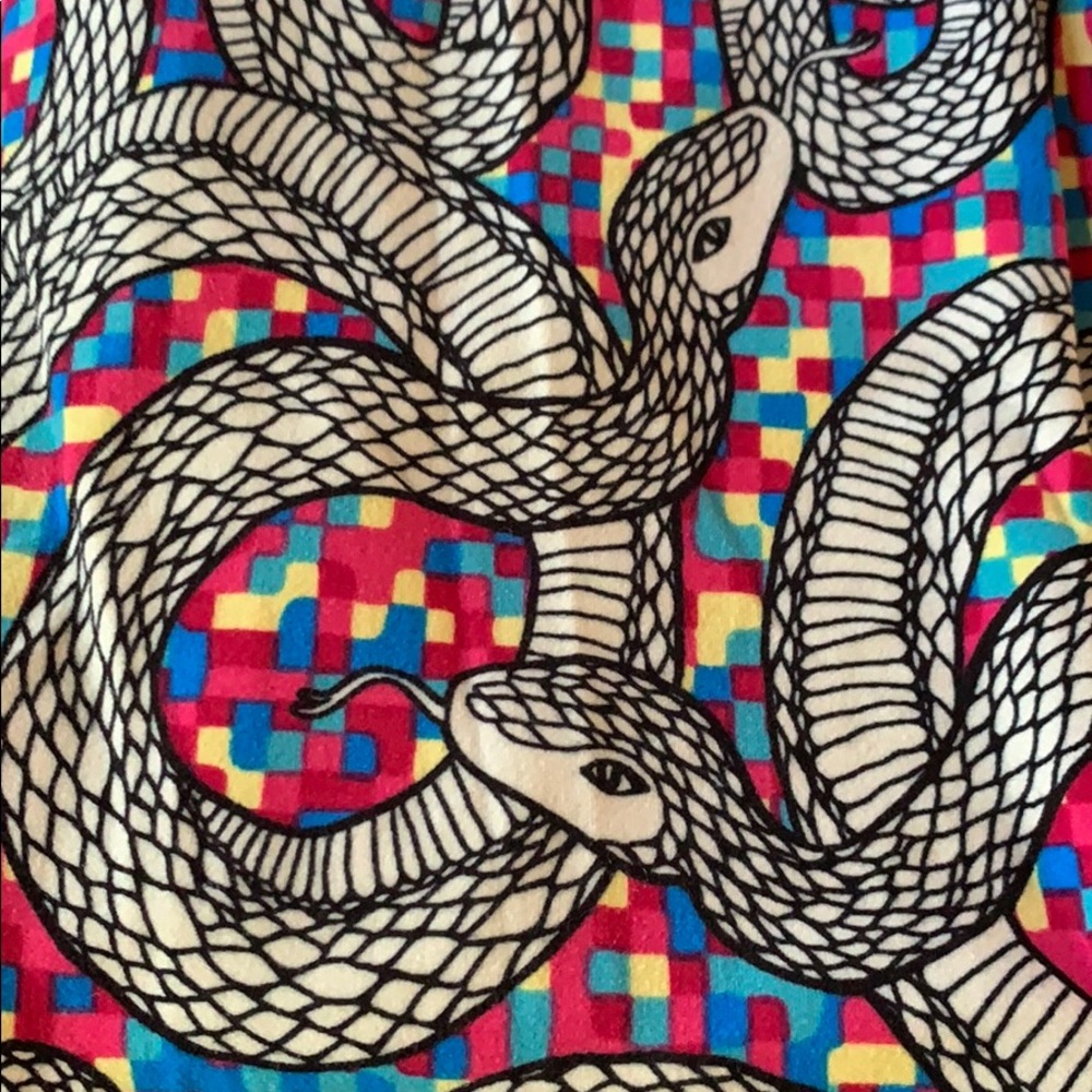 Snake leggings